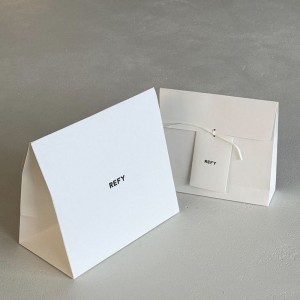 Роскошная минималистская треугольная тотация