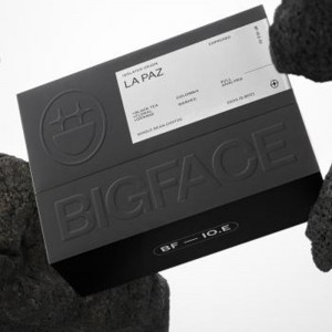 Элегантная упаковочная коробка Kraft